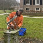 Ophalen van de zonnewijzer bij Huis te Manpad